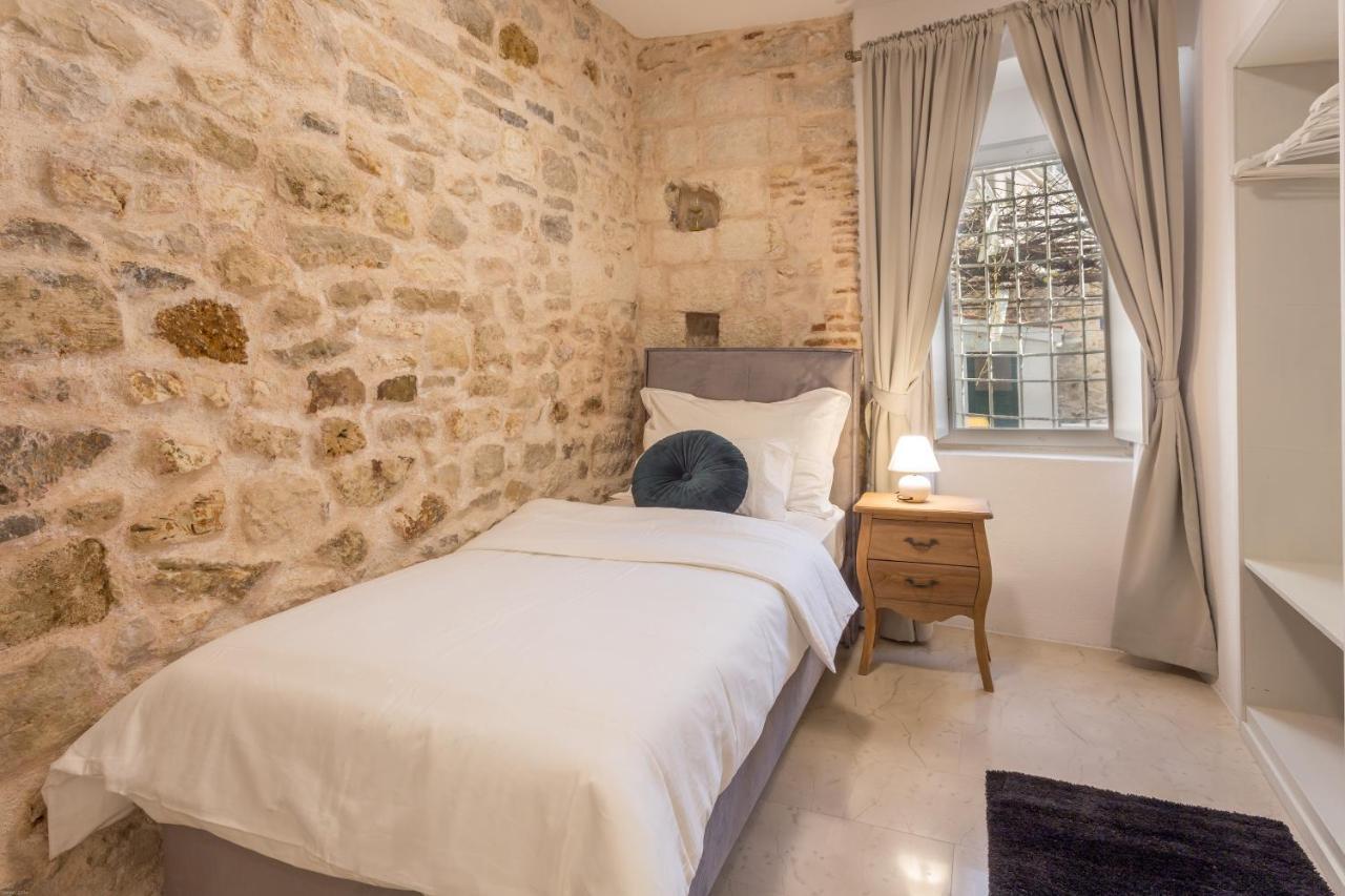 Lola Apartments - Zf Hvar 赫瓦尔 外观 照片
