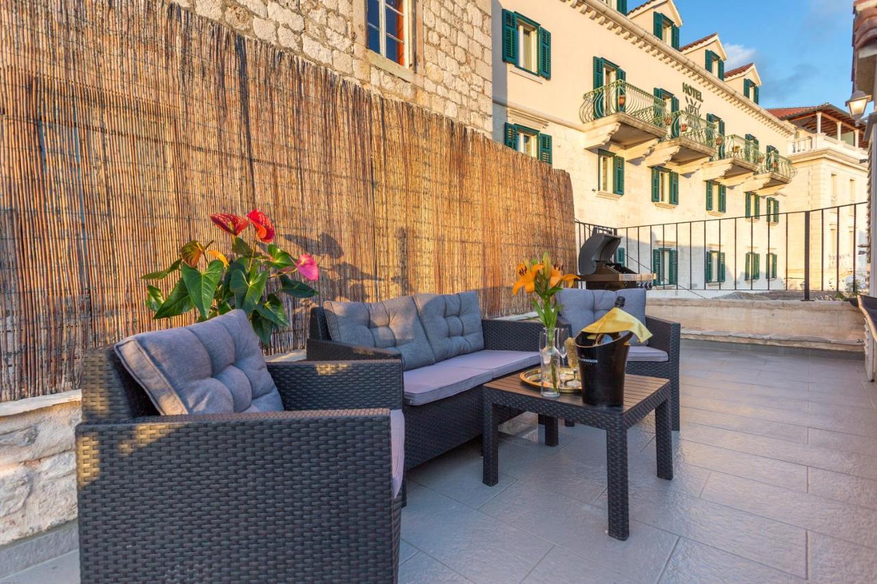 Lola Apartments - Zf Hvar 赫瓦尔 外观 照片