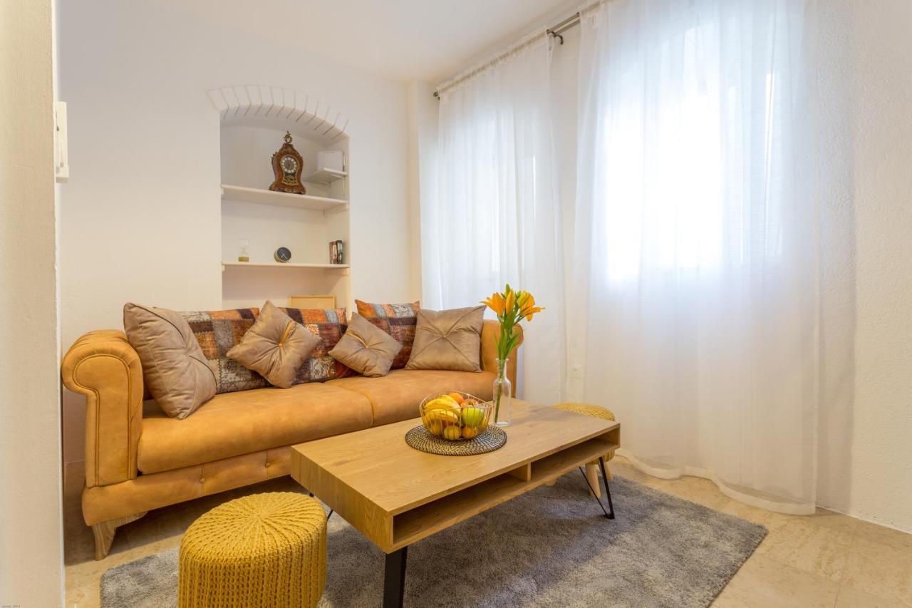 Lola Apartments - Zf Hvar 赫瓦尔 外观 照片