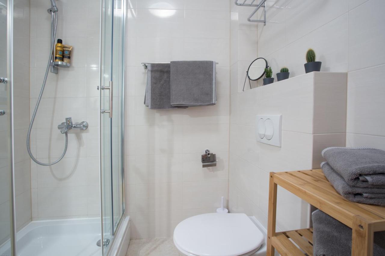 Lola Apartments - Zf Hvar 赫瓦尔 外观 照片